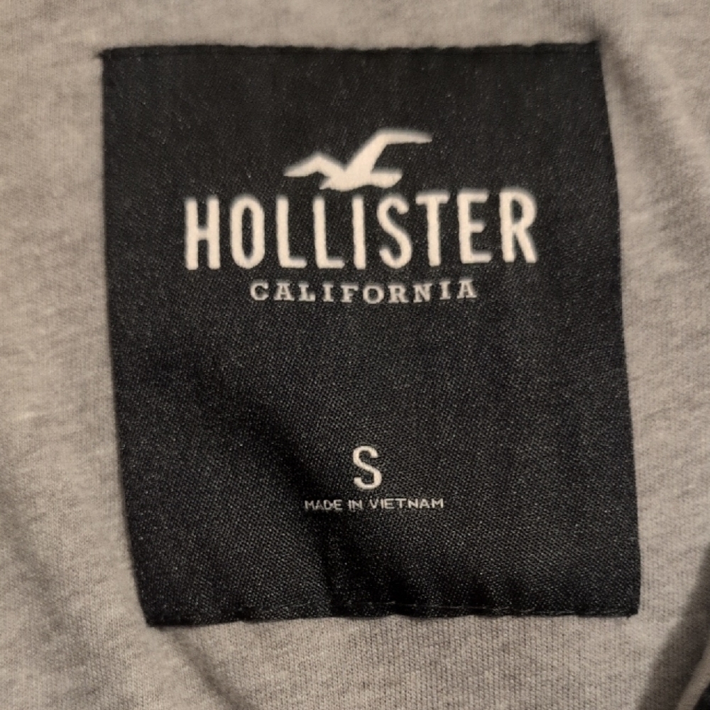 Hollister Women's Pink and Black Rain Jacket - Picture 2 of 3